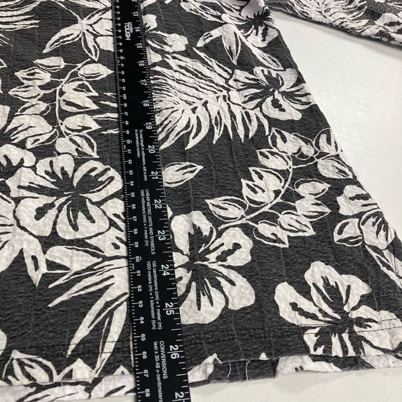 CATHY DANIELS, Women’s top, Size Large, Gray & White Floral, 3/4 length sleeves - Picture 11 of 14